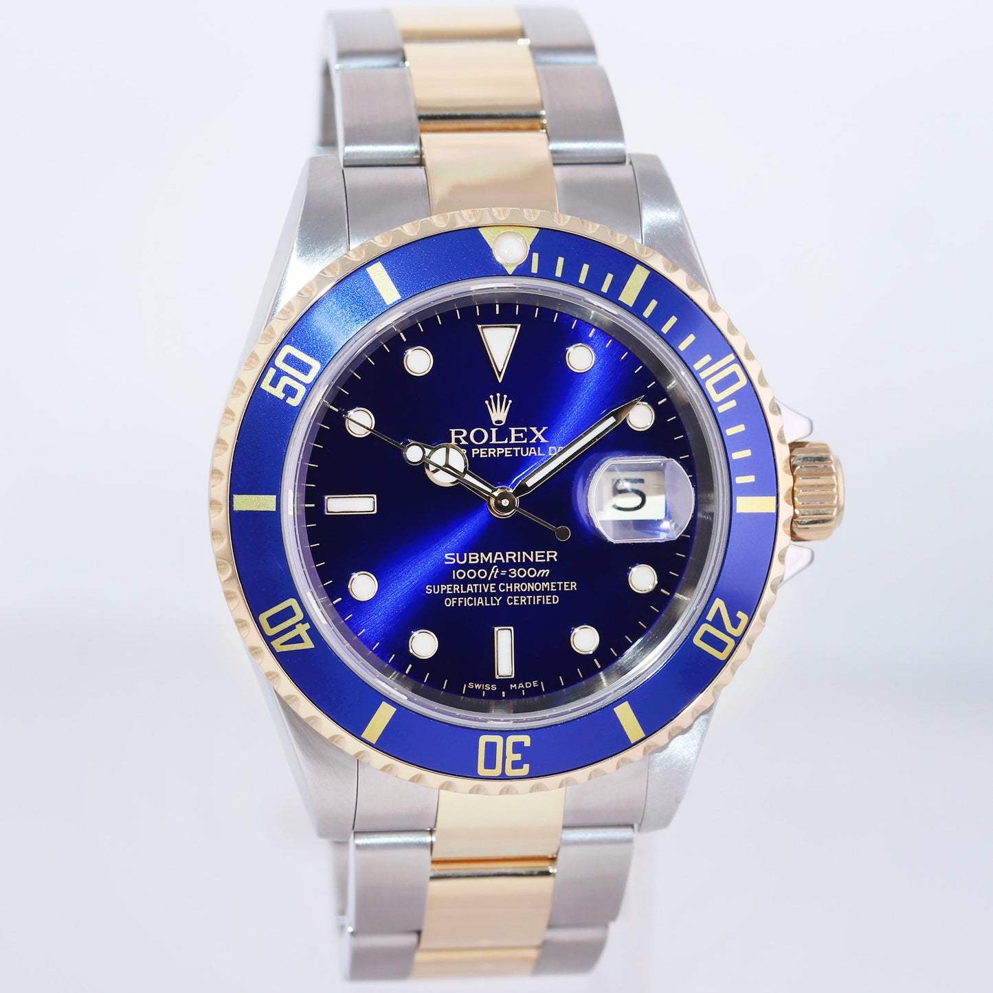 2005 Rolex Submariner 16613 Gold Steel Two Tone Gold Buckle Sunburst Blue Watch