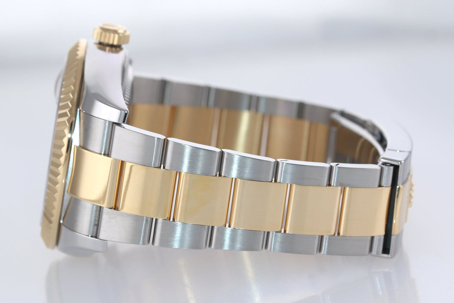 MINT 2022 Rolex Sky-Dweller 326933 Champagne Two Tone Gold Steel Watch Box