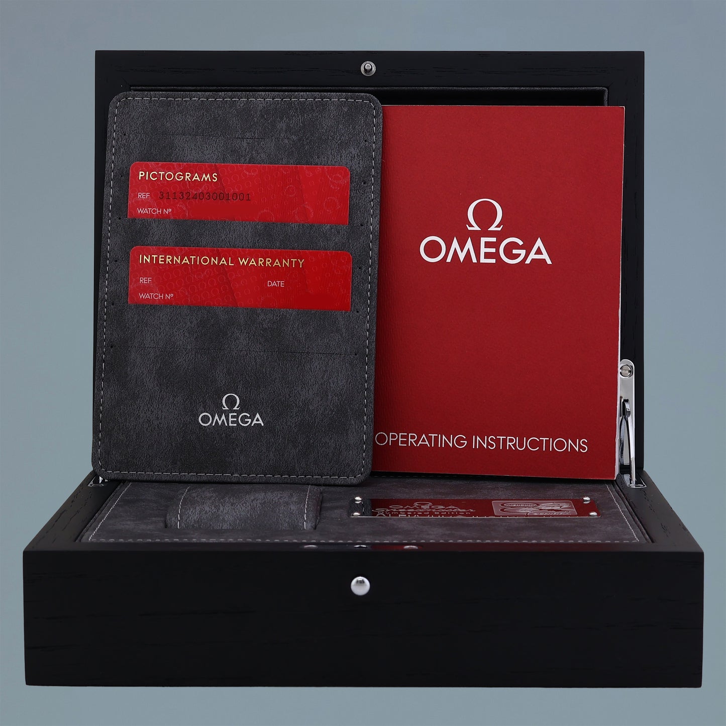 PAPERS MINT OMEGA 39.7mm Steel Speedmaster 311.32.40.30.01.001 Moonwatch w/ Box