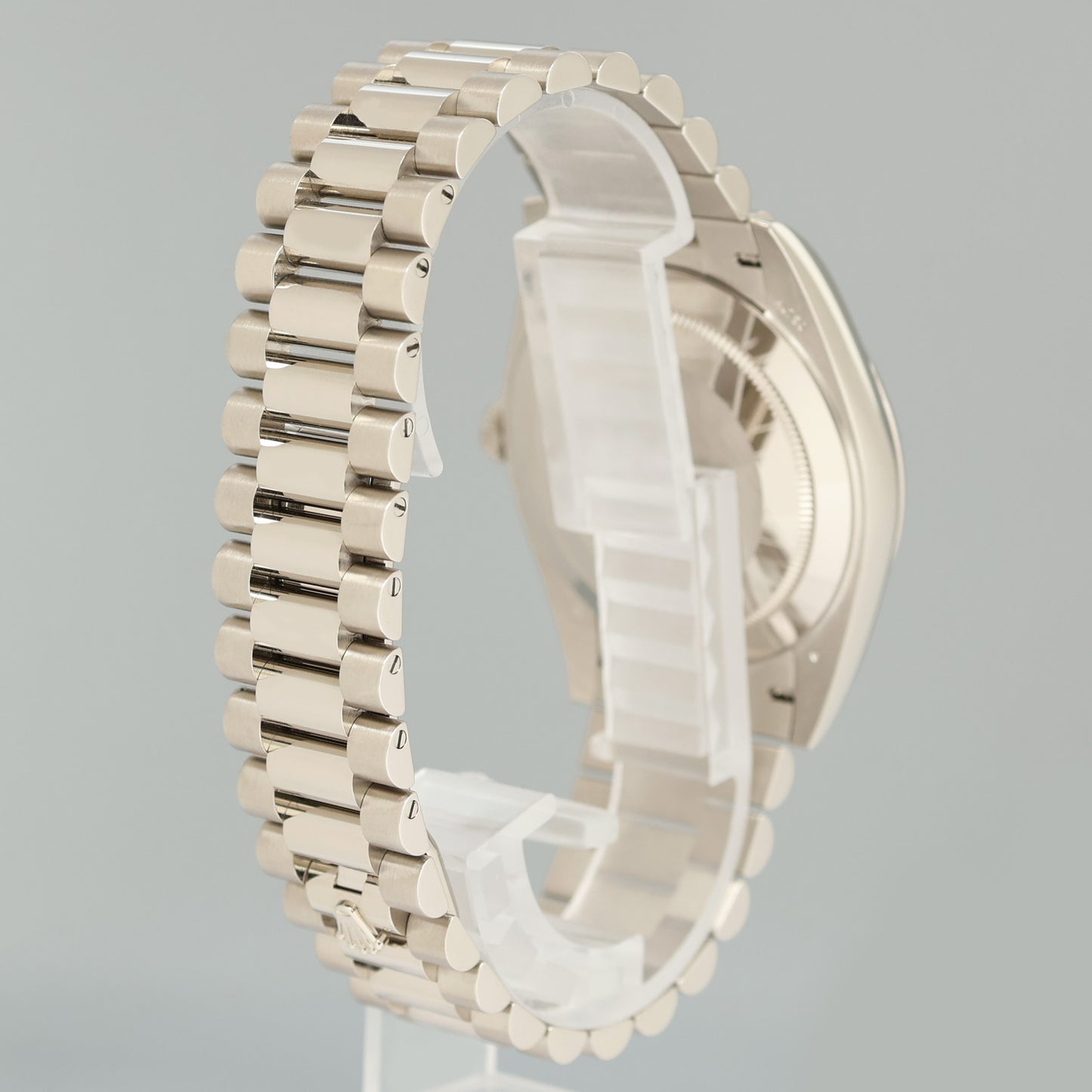 2025 MINT Rolex Day Date 40 White Gold Blue Ombre 228239 Watch Box