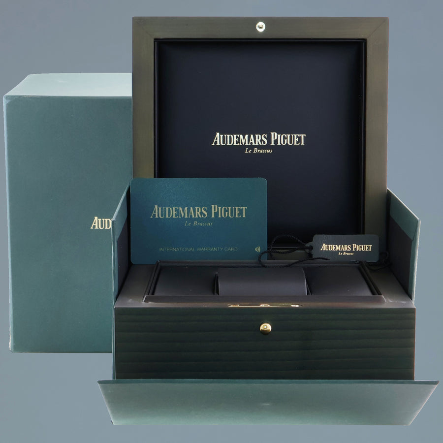 MINT Papers Audemars Piguet Royal Oak 41mm Steel 15500ST White Stick Watch Box