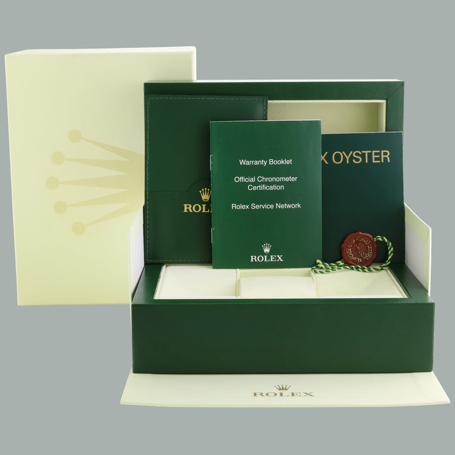 MINT Rolex Daytona Black Dial 116519 White Gold 40mm Chrono Watch Box
