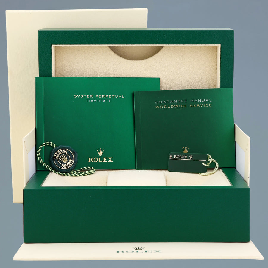 MINT 2014 Rolex President Yellow Gold Day Date Green Stick Dial 118238 Watch Box