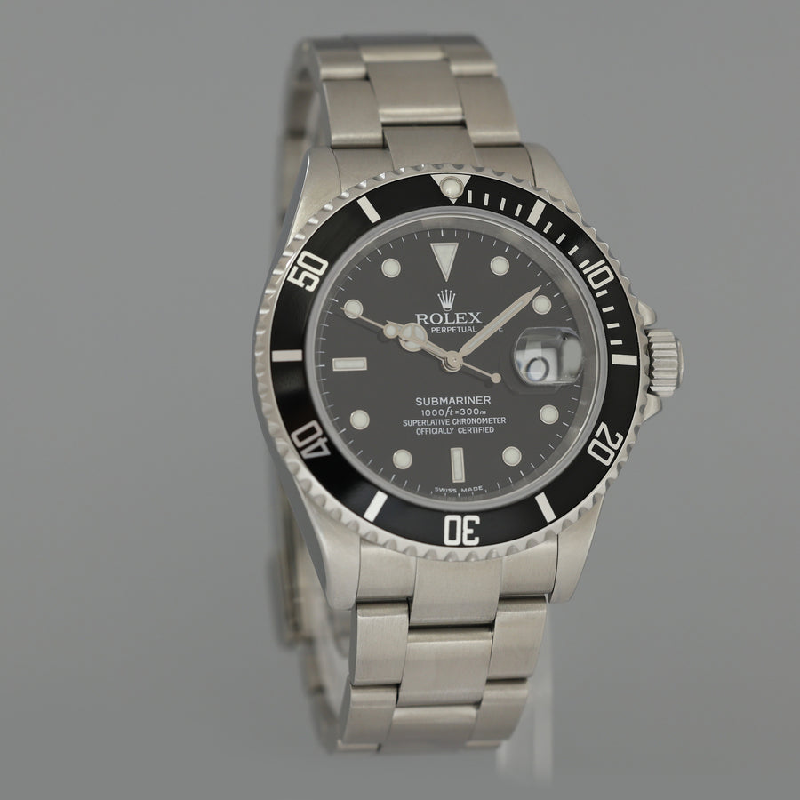 2005 MINT Rolex Submariner Date 16610 Steel Black 40mm Watch Box
