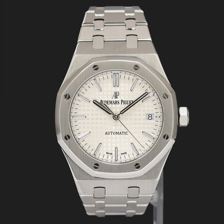 Papers MINT Audemars Piguet Royal Oak 37mm Steel 15450st White Watch Box