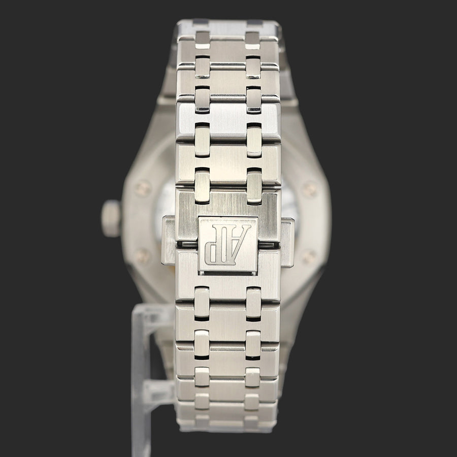 Papers MINT Audemars Piguet Royal Oak 37mm Steel 15450st White Watch Box