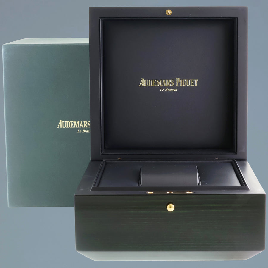 2009 PAPERS MINT Audemars Piguet 26300ST Royal Oak Silver Panda Chrono 39mm Watch