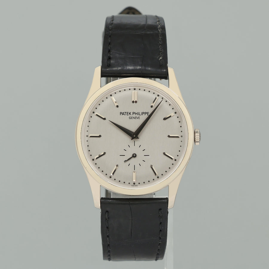 PAPERS MINT Patek Philippe 5196G 37mm white Gold Calatrava Black Leather Watch Box