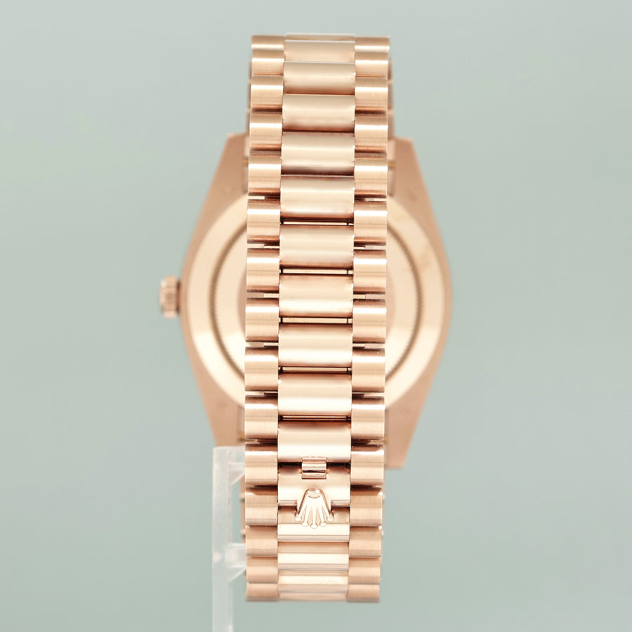 MINT PAPERS Rolex President 40mm Rose Gold Olive Green Roman 228235 Watch Box