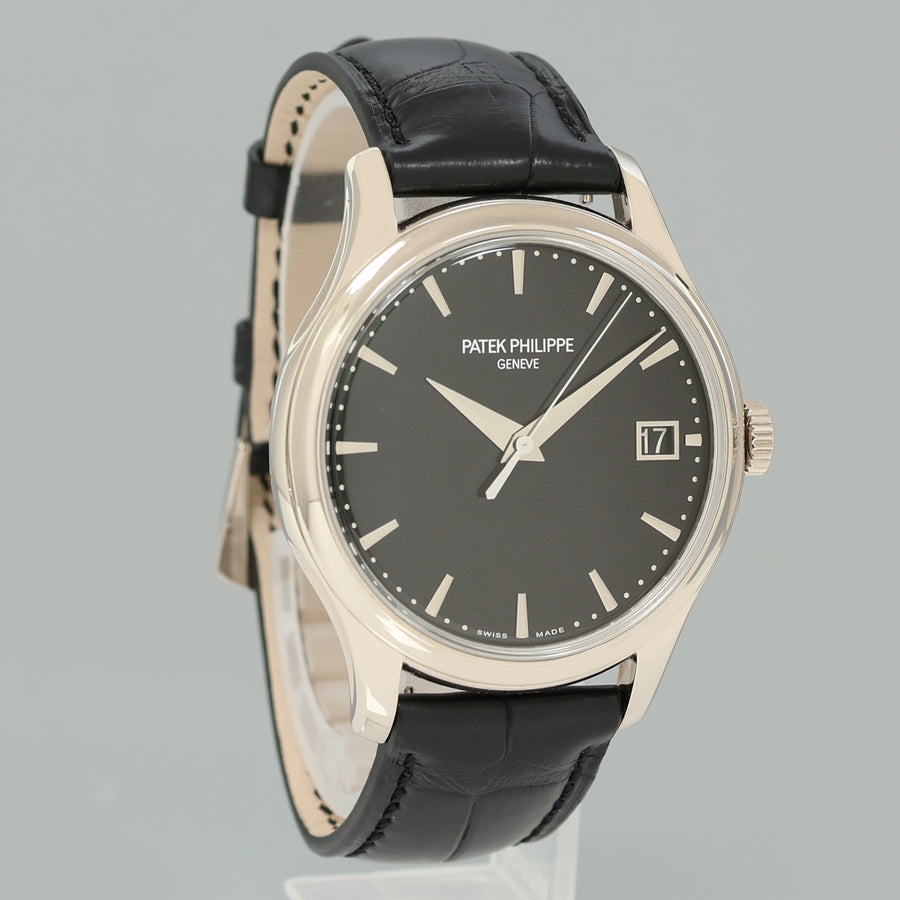 MINT Patek Philippe 5227G 39mm White Gold Black Dial Leather Watch Box
