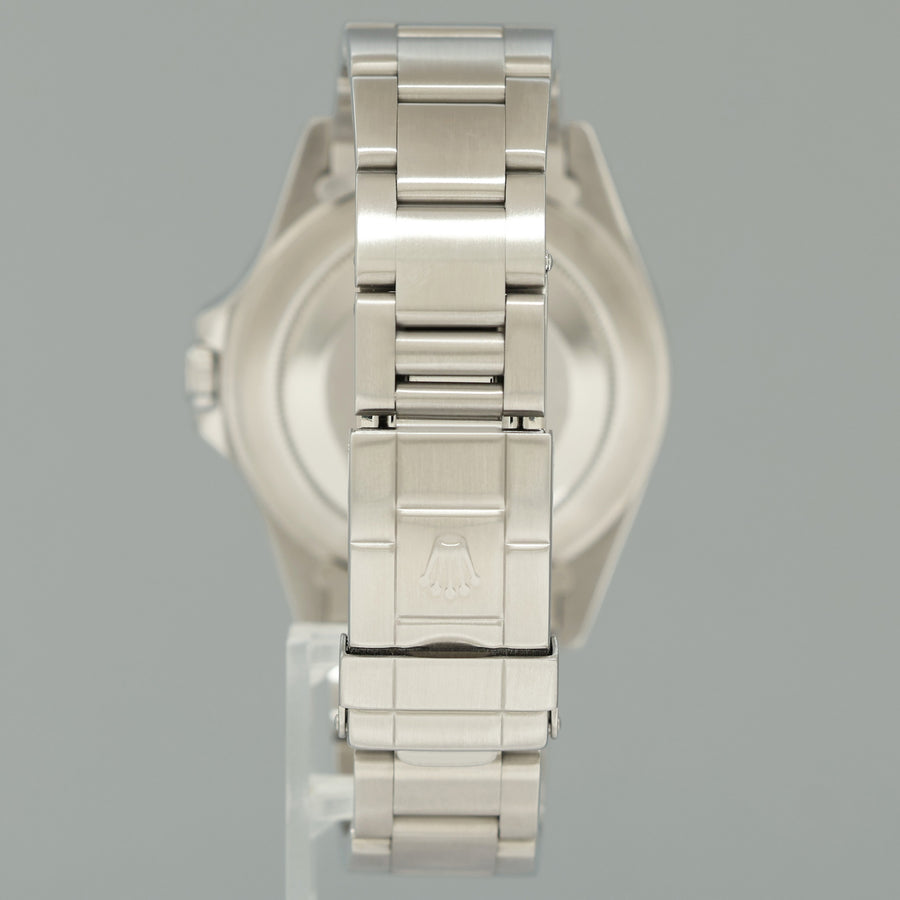 1998 MINT Rolex Explorer II White 16570 40mm Polar Stainless Steel Watch Box