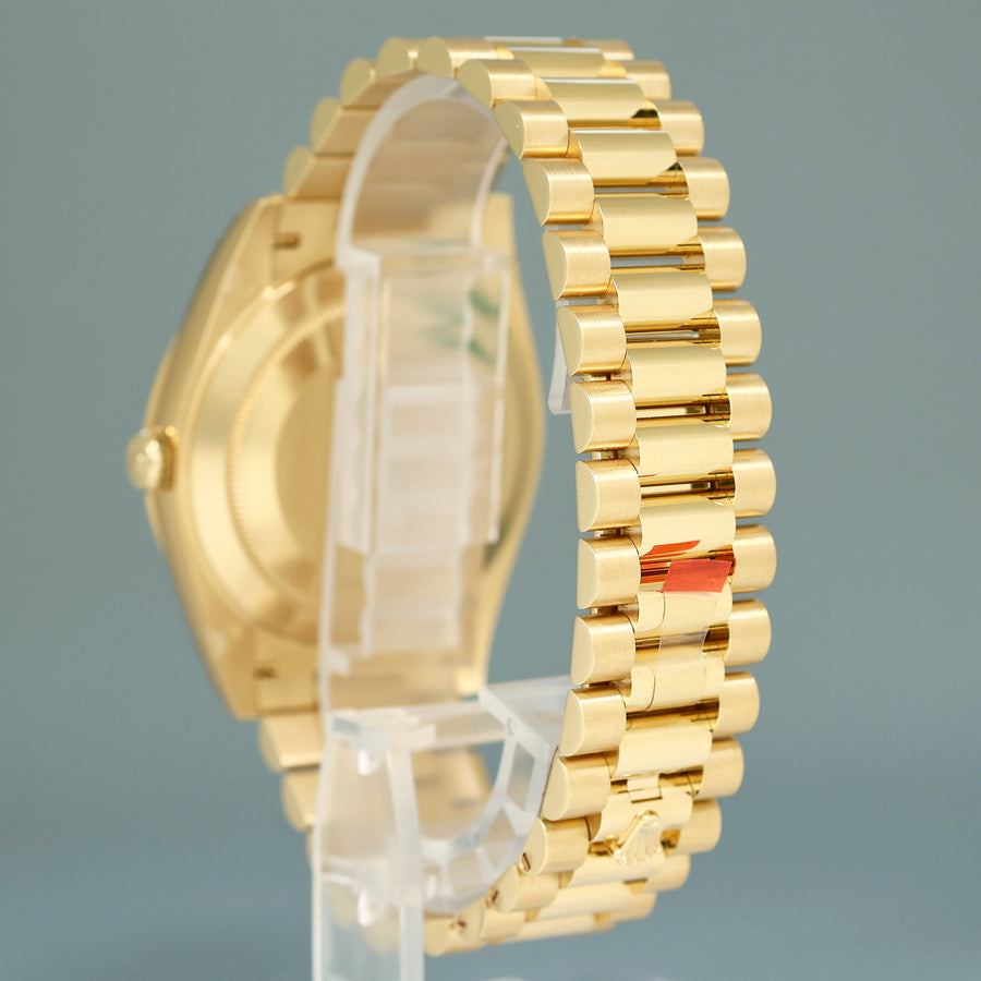 2025 NEW PAPERS Rolex Day Date 40 Yellow Gold Green Ombre Baguette 228398RBR Watch