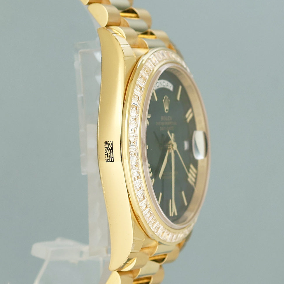2025 NEW PAPERS Rolex Day Date 40 Yellow Gold Green Ombre Baguette 228398RBR Watch