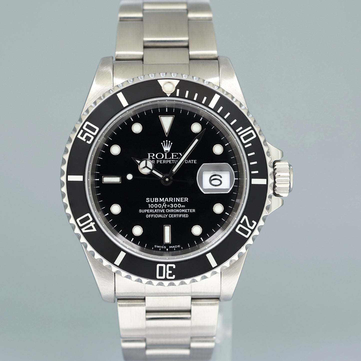 2000 MINT PAPERS Rolex Submariner Date 16610 Steel Black 40mm Watch Box