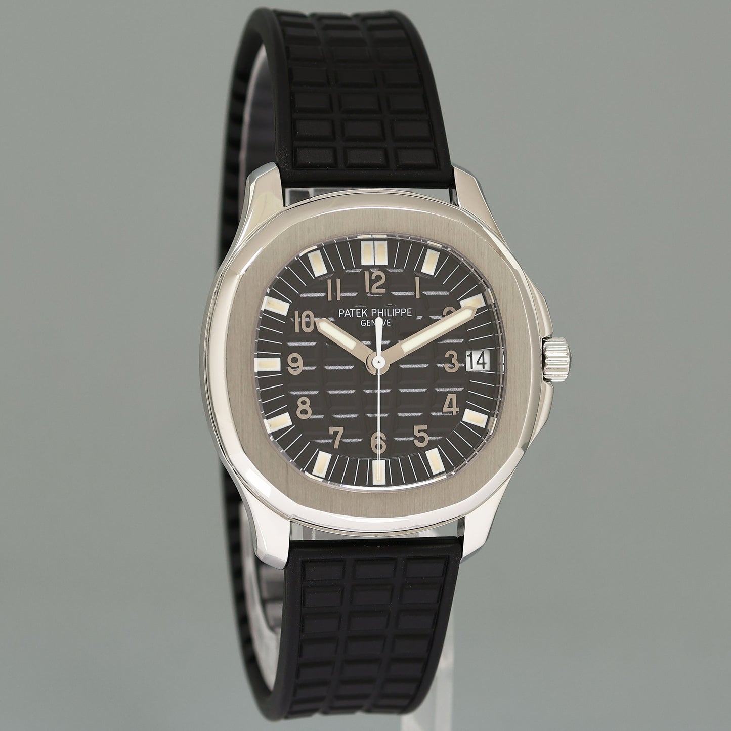 MINT PAPERS Patek Philippe Steel Aquanaut Black Rubber JUMBO 5065 38mm Tritium Watch