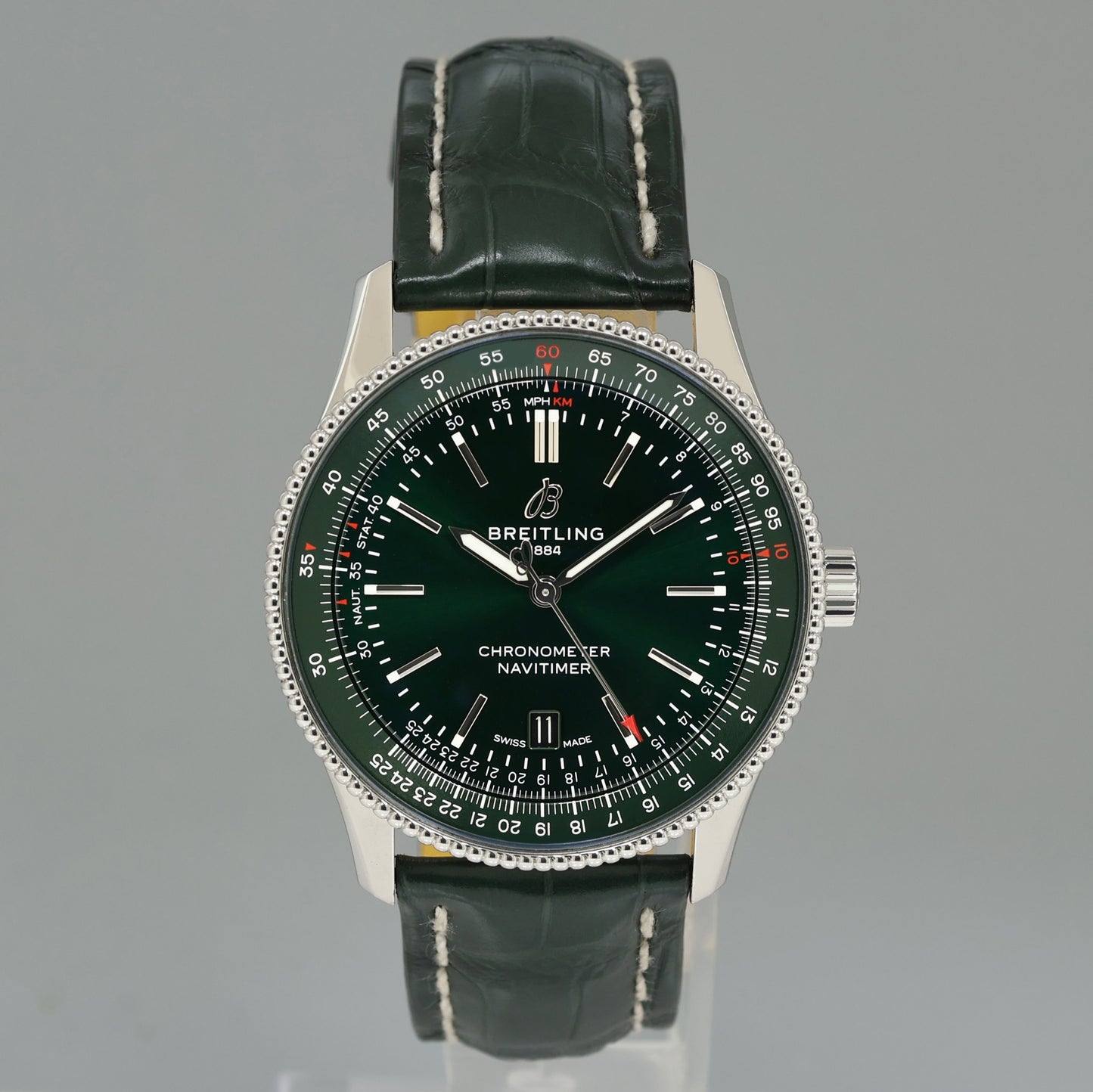 2022 PAPERS MINT BREITLING NAVITIMER 41 GREEN DIAL A17326 CHRONO WATCH BOX
