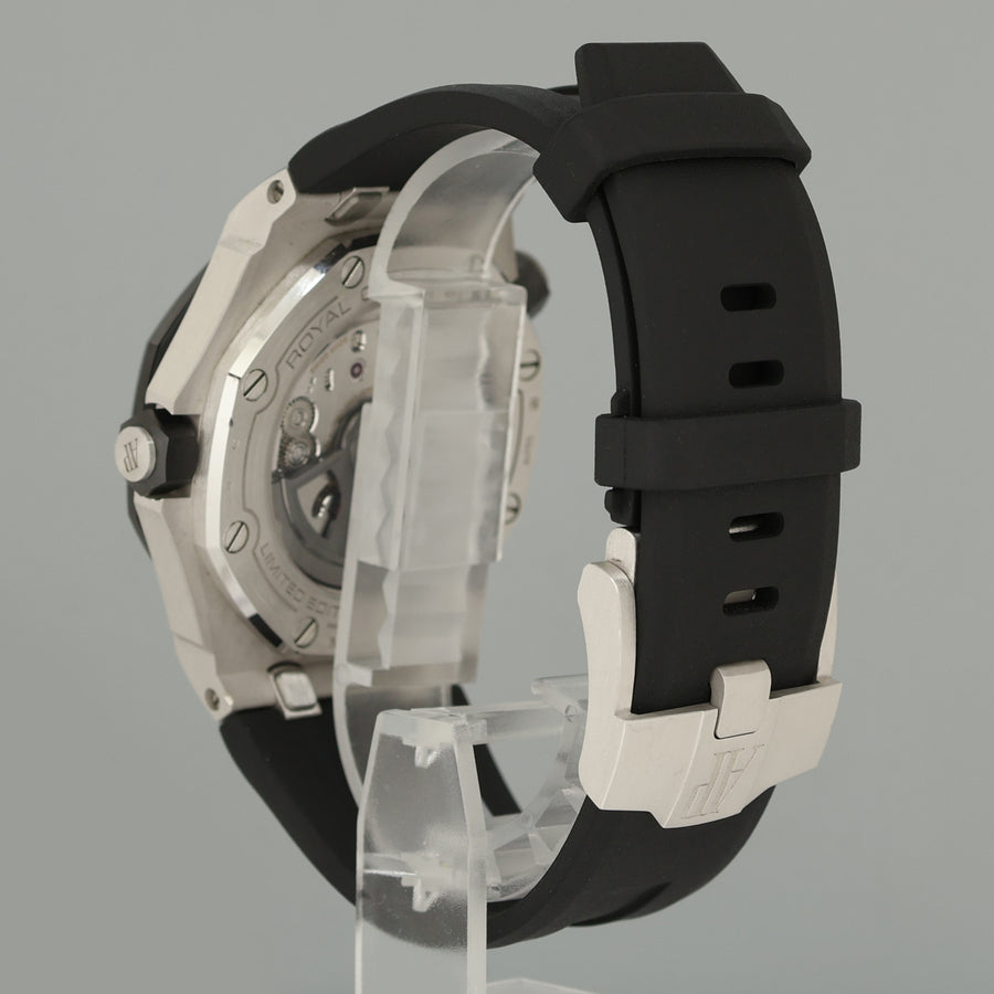 PAPERS Audemars Piguet Royal Oak Offshore White Gold Black 42mm 15720CN Watch