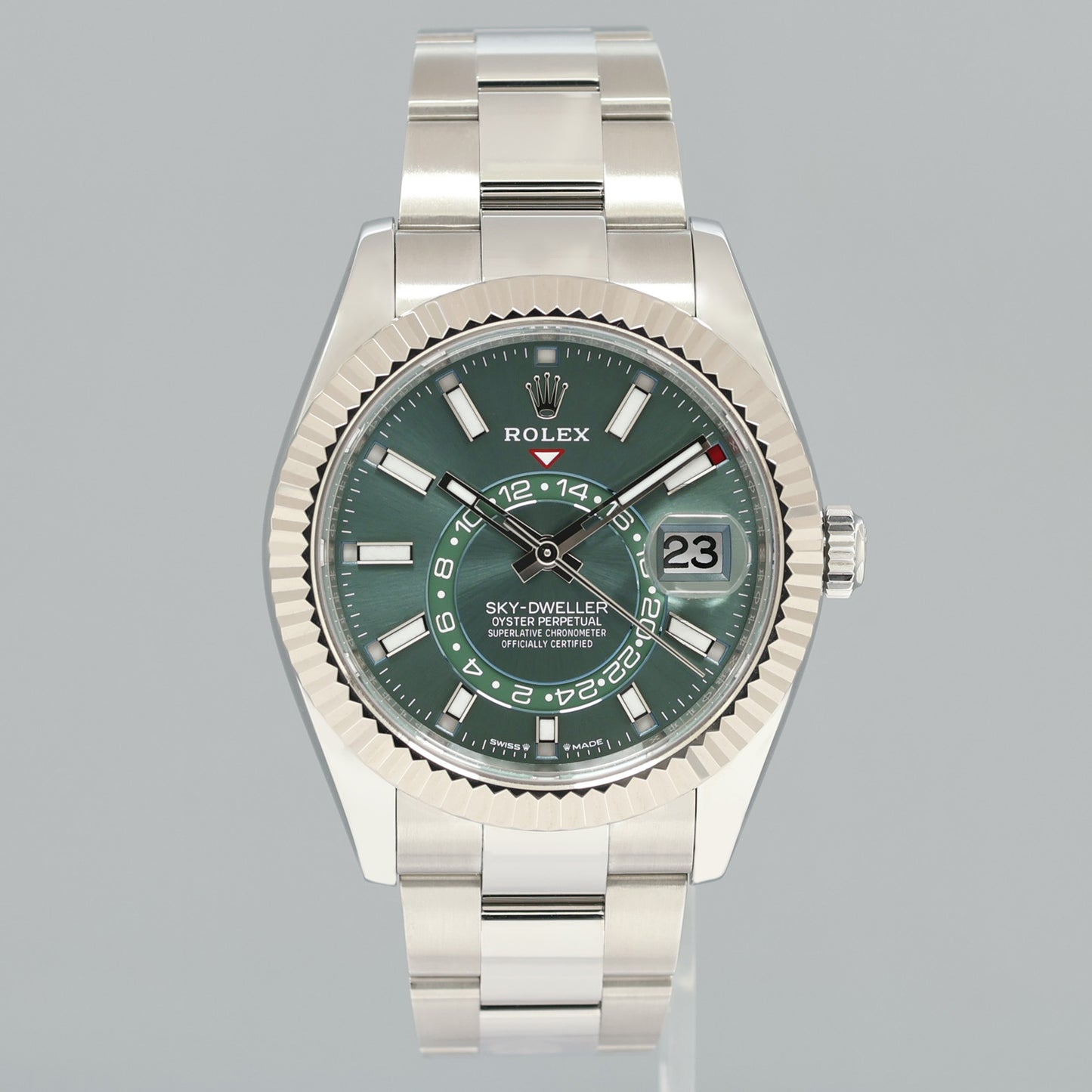 2025 NEW Rolex Sky-Dweller Steel Green Oyster Fluted 42mm 336934 Watch Box