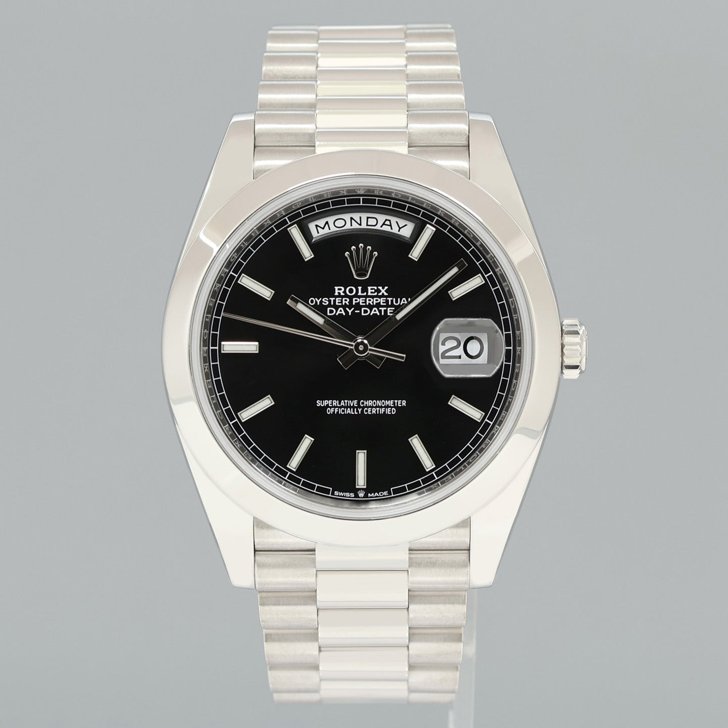 PAPERS MINT Rolex Platinum President 228206 Black Stick 40mm Day Date 40 Watch Box