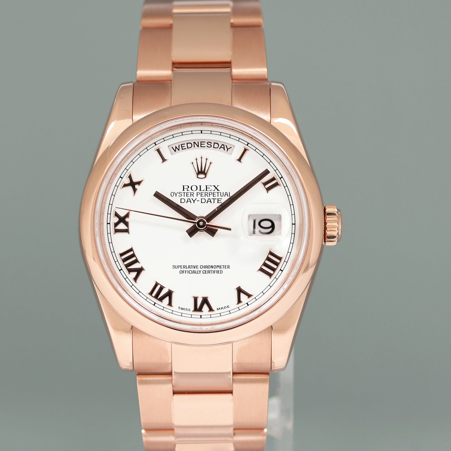 MINT Rolex President Day Date 36mm Rose Gold 118205 White Roman Watch Box