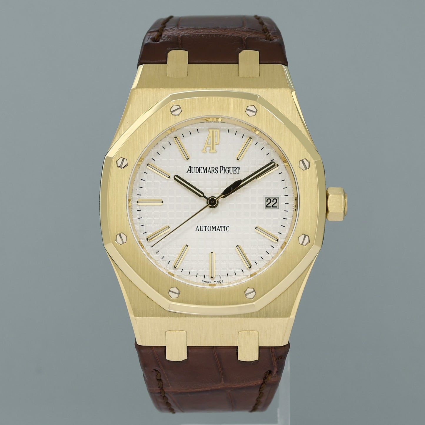MINT Audemars Piguet AP Royal Oak Yellow Gold 15300ba 39mm White Dial Leather Watch