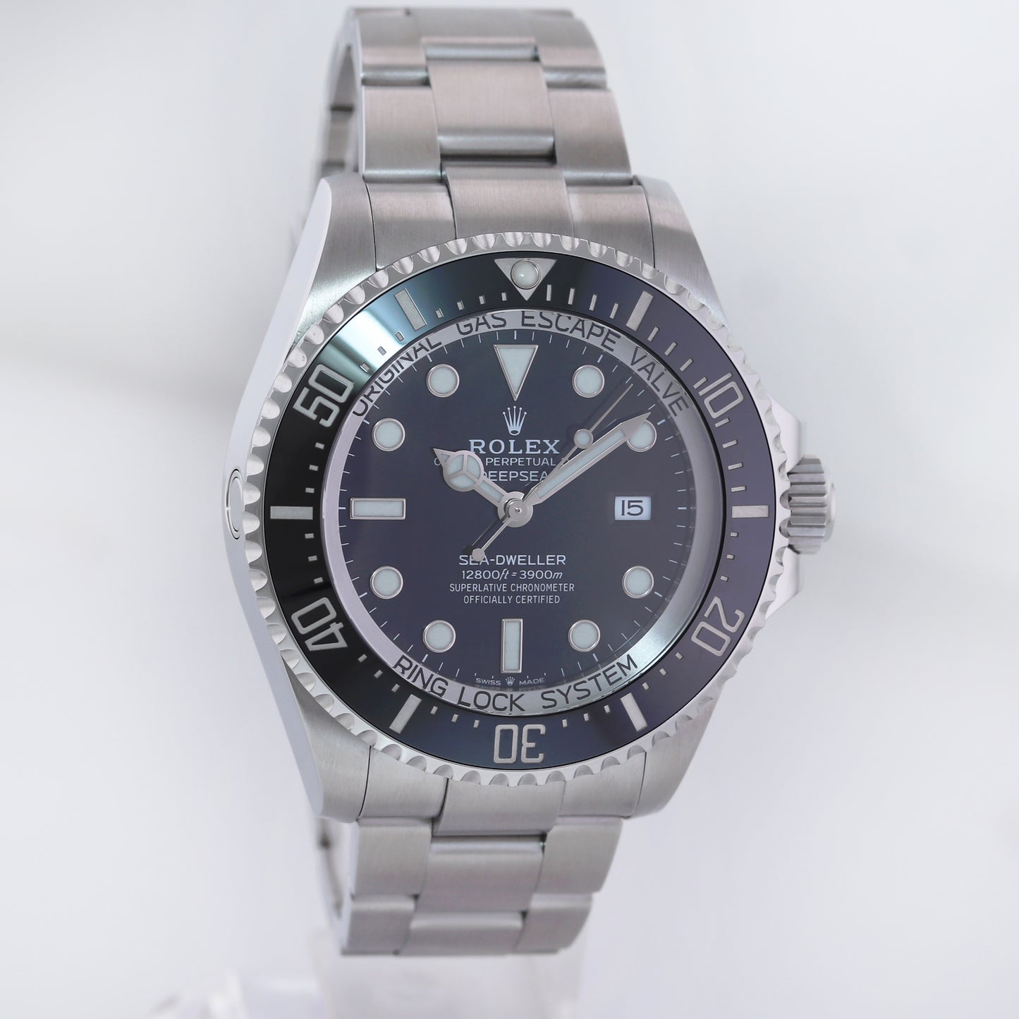 2018 MINT PAPERS Rolex Sea-Dweller Deepsea Black 126660 44mm Steel Watch Box