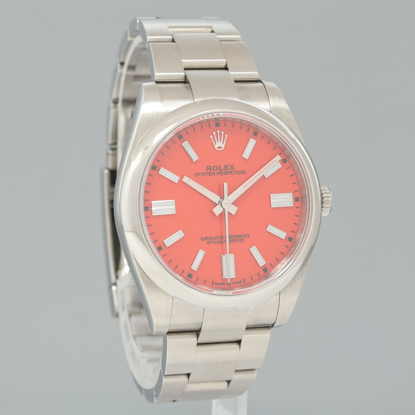 2022 MINT Rolex Oyster Perpetual 41mm Custom Red Coral Oyster 124300 Watch Box