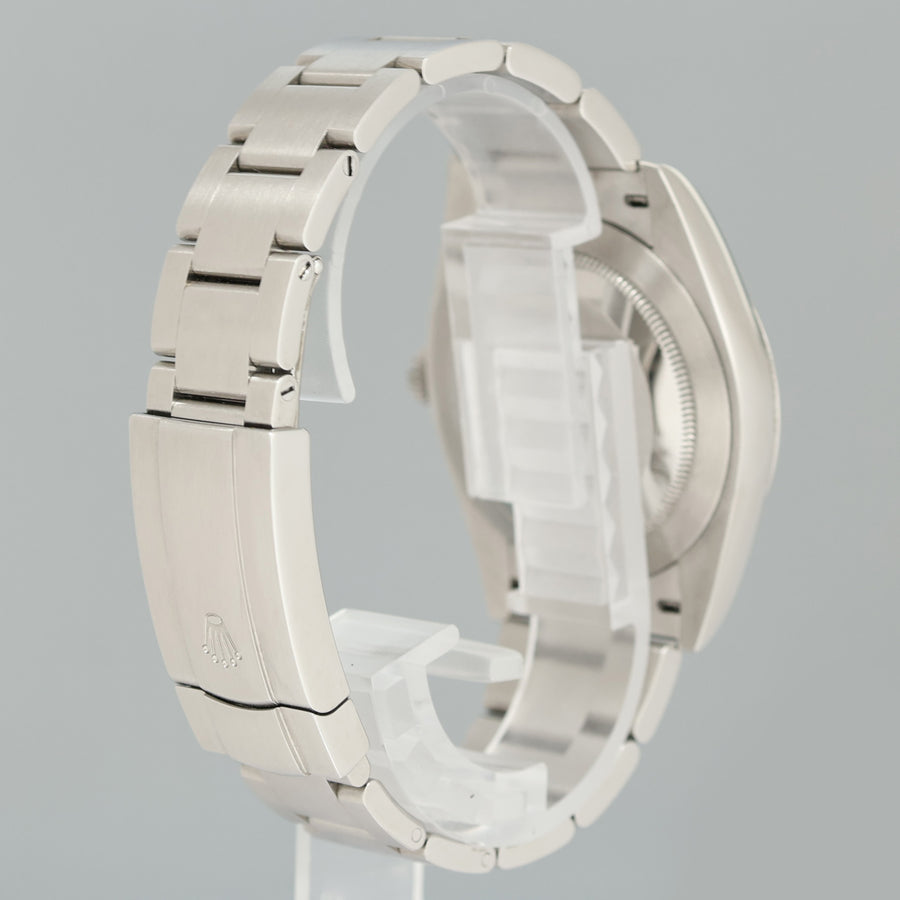 2022 MINT Rolex Oyster Perpetual 41mm Custom Red Coral Oyster 124300 Watch Box