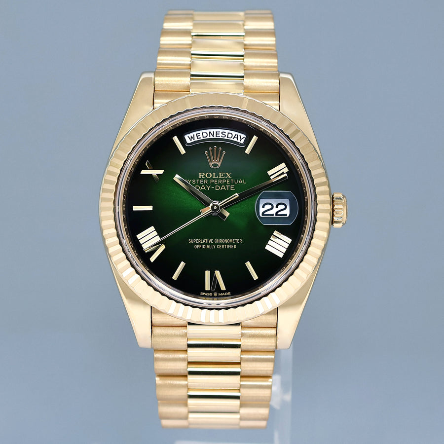 2022 MINT Rolex 228238 Day-Date 40 President 40mm Green Ombre Roman Yellow Gold Watch (Copy)