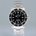 RSC 2022 PAPERS MINT 2005 PAPERS Rolex Sea-Dweller Steel  16660 Date 40mm Watch