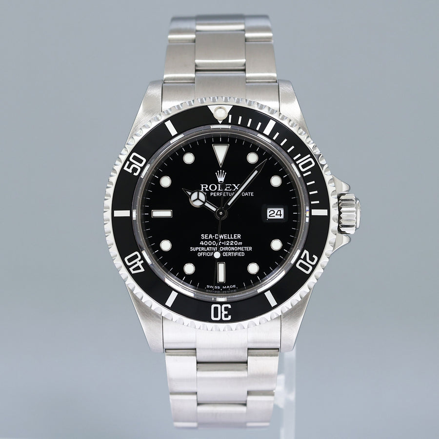 RSC 2022 PAPERS MINT 2005 PAPERS Rolex Sea-Dweller Steel  16660 Date 40mm Watch