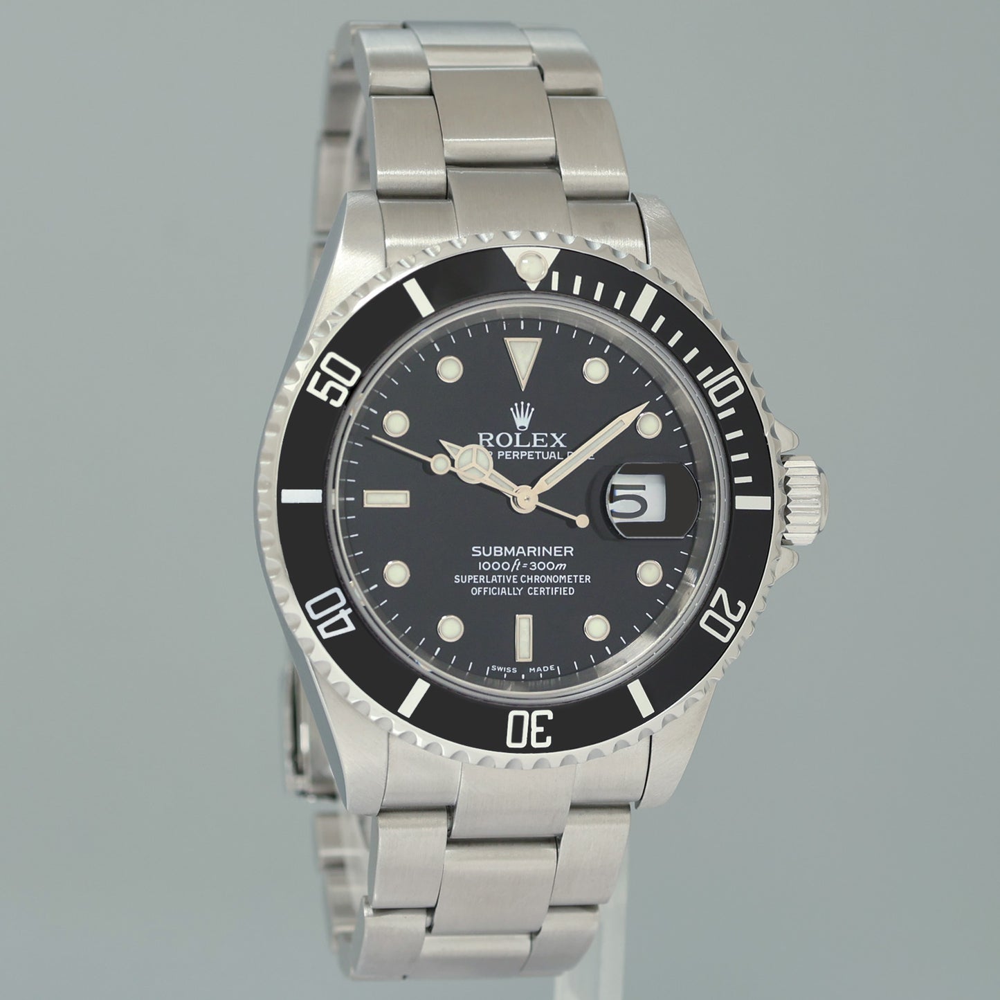 2005 MINT Rolex Submariner Date 16610 Steel Black 40mm Watch Box