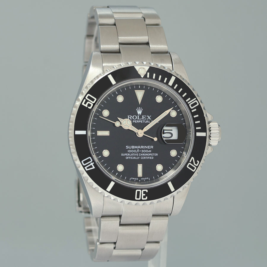 2005 MINT Rolex Submariner Date 16610 Steel Black 40mm Watch Box