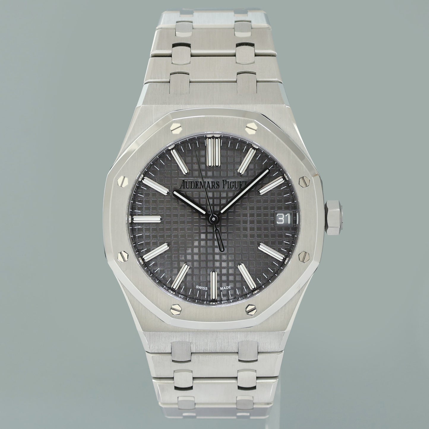 2026 AP SERVICE MINT PAPERS Audemars Piguet Royal Oak Steel 15510ST Grey Watch