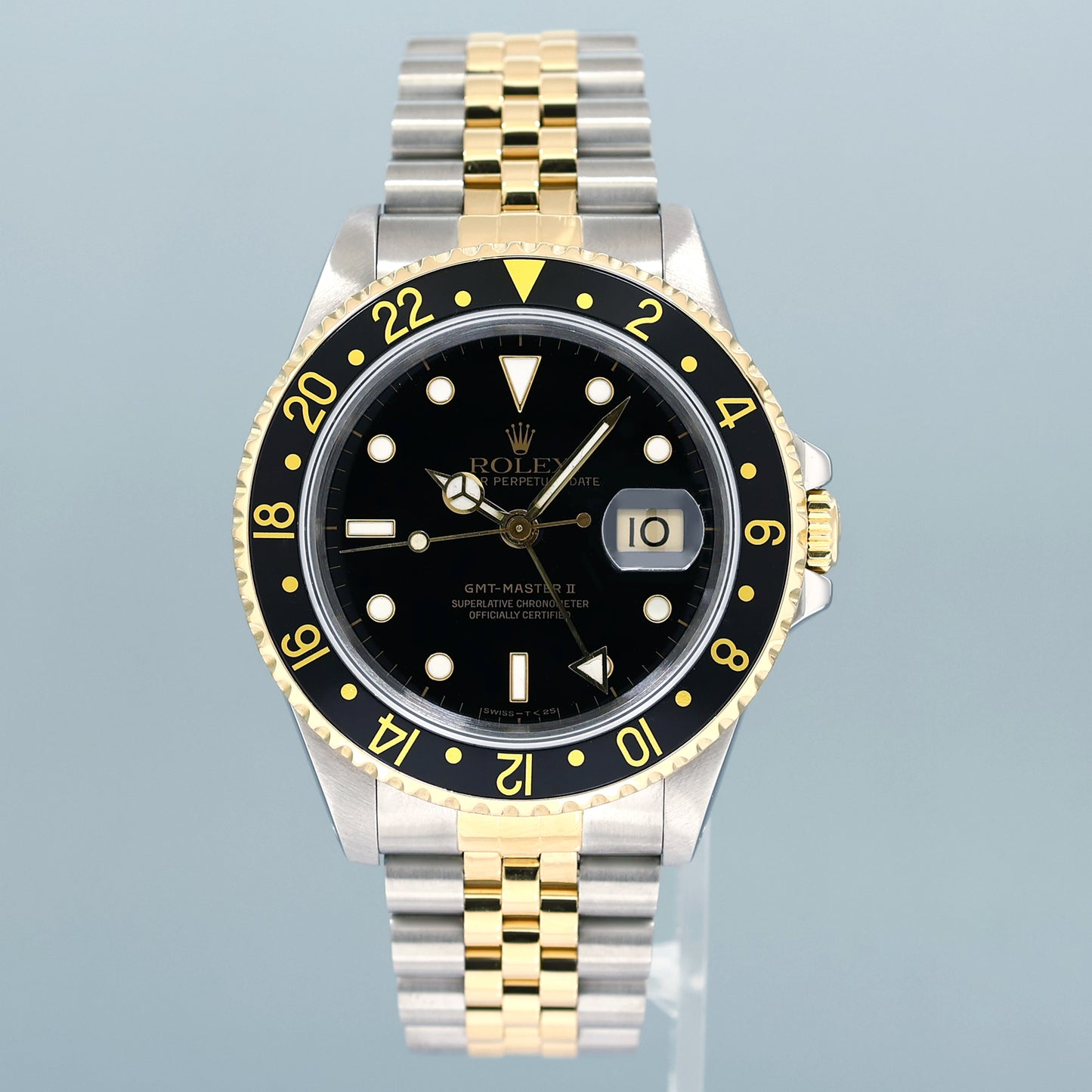 MINT Rolex GMT-Master 2 16713 Two-Tone Yellow Jubilee Black Dial 40mm Watch Box