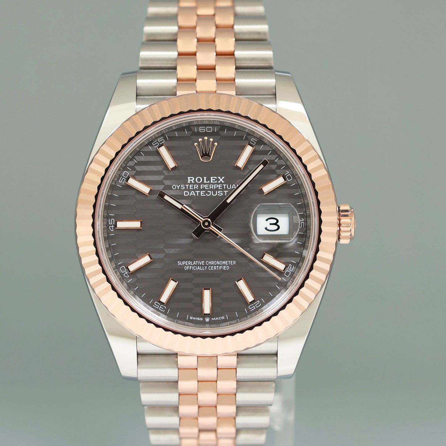 2024 NEW Rolex DateJust 41 126331 Rhodium Motif Rose Two-Tone Jubilee Watch Box