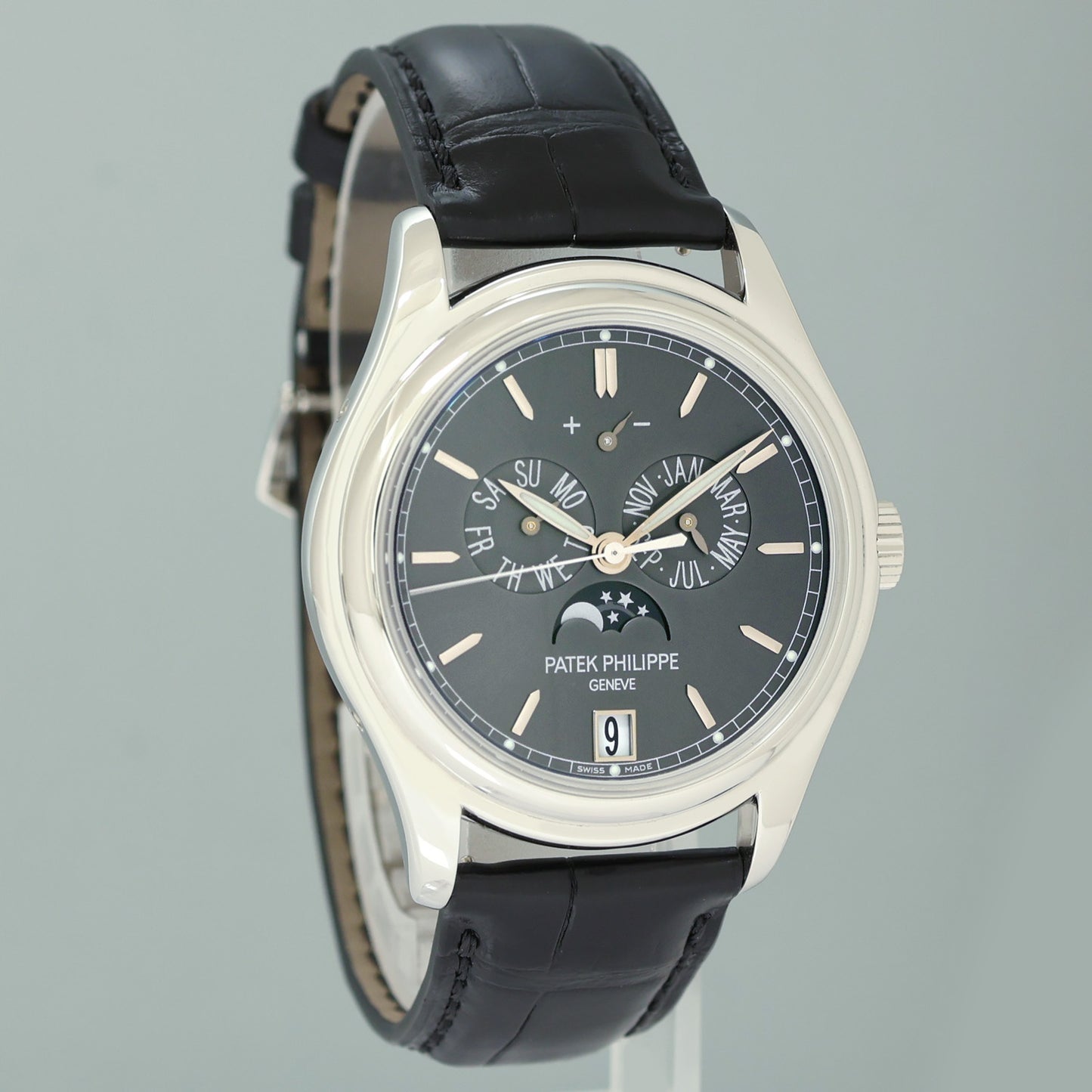 MINT Patek Philippe 5146P Platinum Annual Calendar Moon Phase 39mm Grey Dial Watch