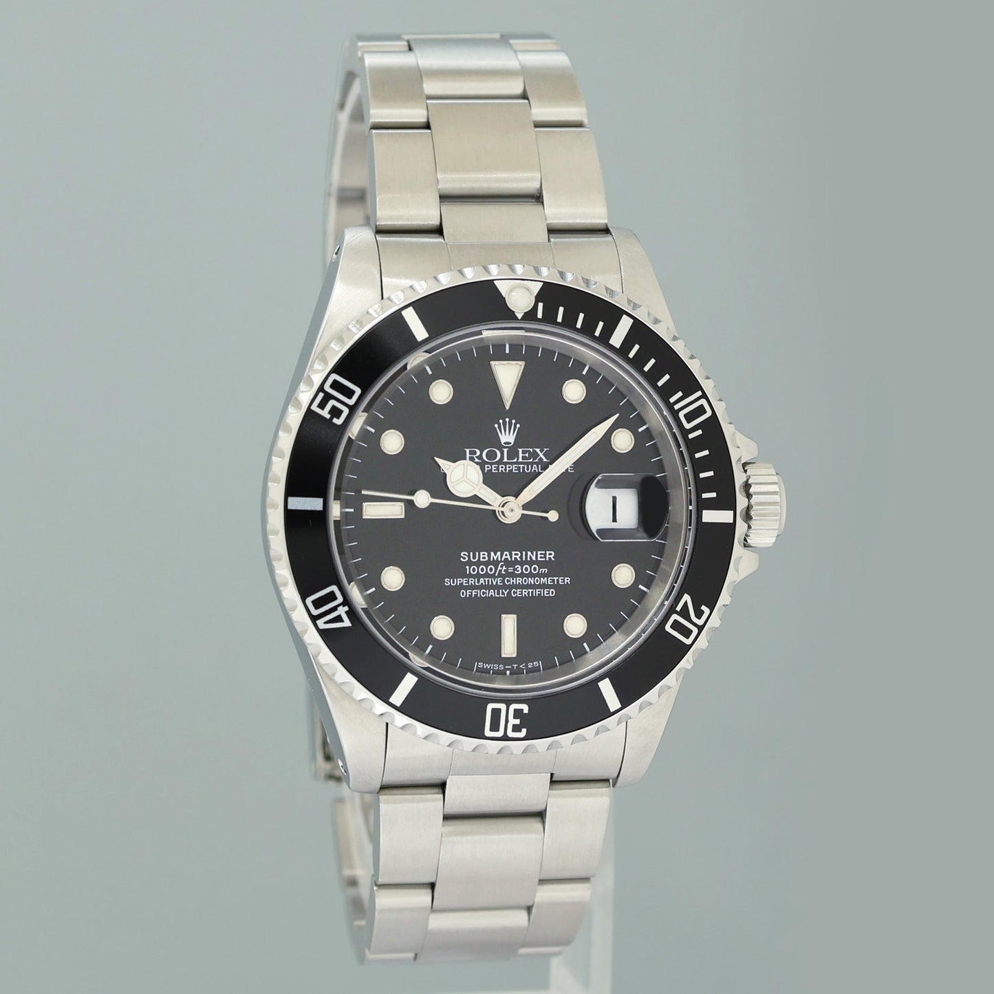 MINT 1996 Rolex Submariner Date Tritium 16610 Steel Black 40mm Oyster Watch Box