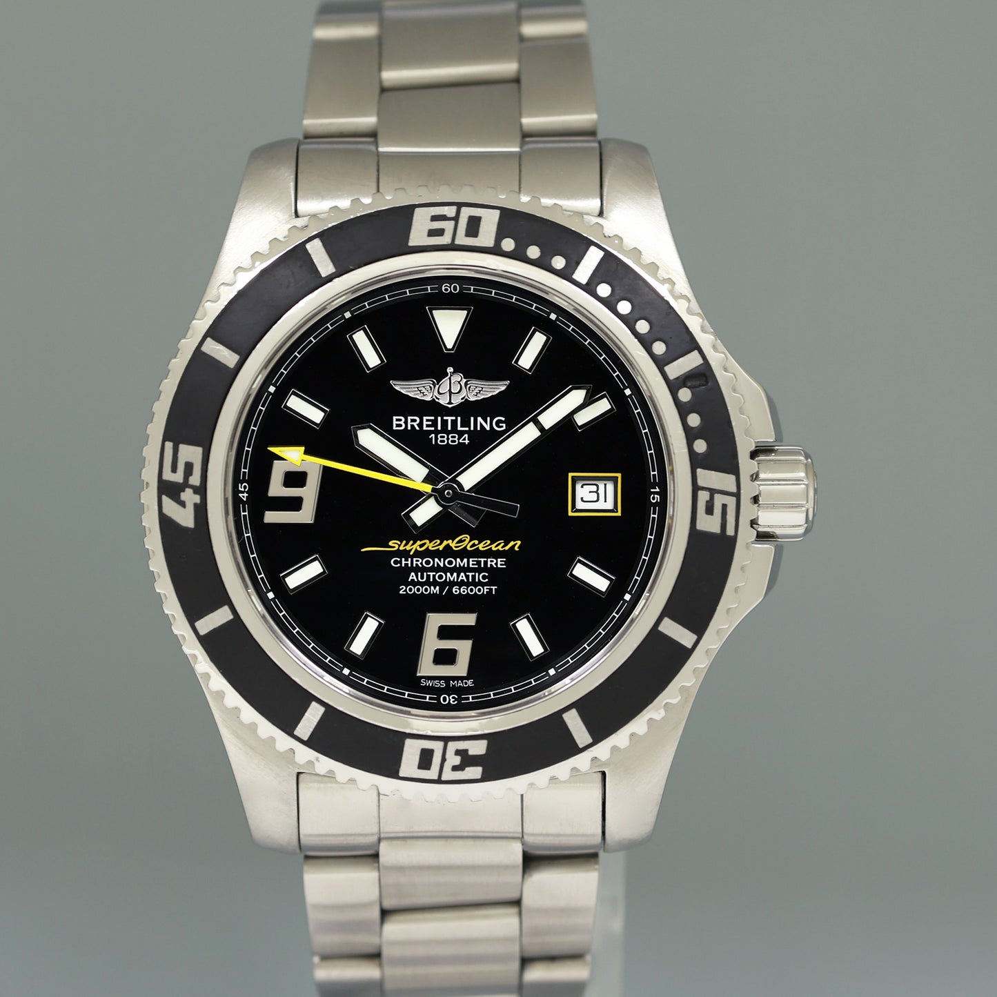 PAPERS MINT Breitling Super Ocean 44mm Automatic Steel Black Dial Watch Box