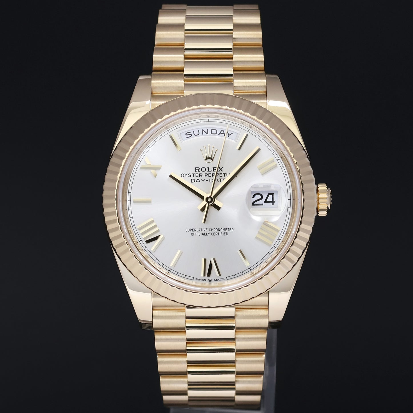 2023 MINT Rolex 228238 Day-Date 40 President Silver Roman Gold Watch Box