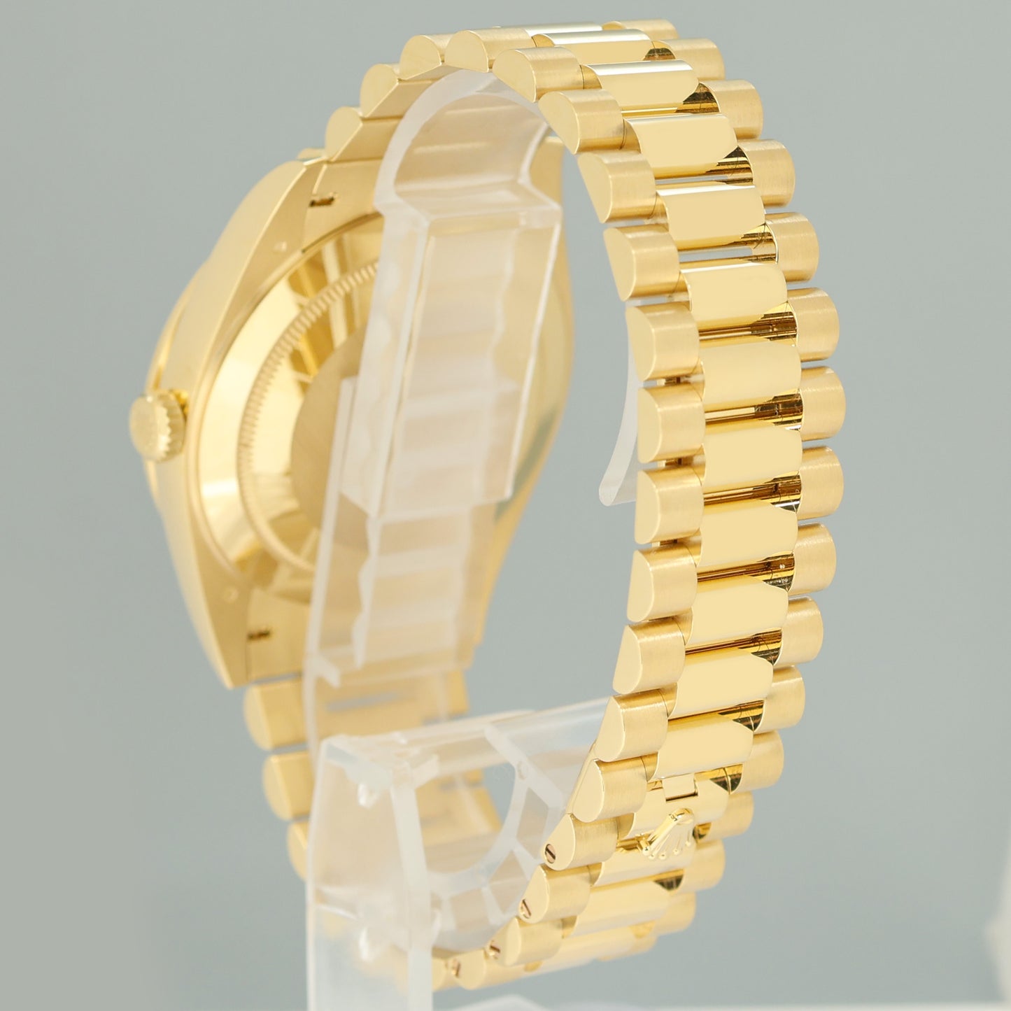 2026 NEW PAPERS Rolex Day Date 40 Yellow Gold Green Ombre Baguette 228398TBR Watch