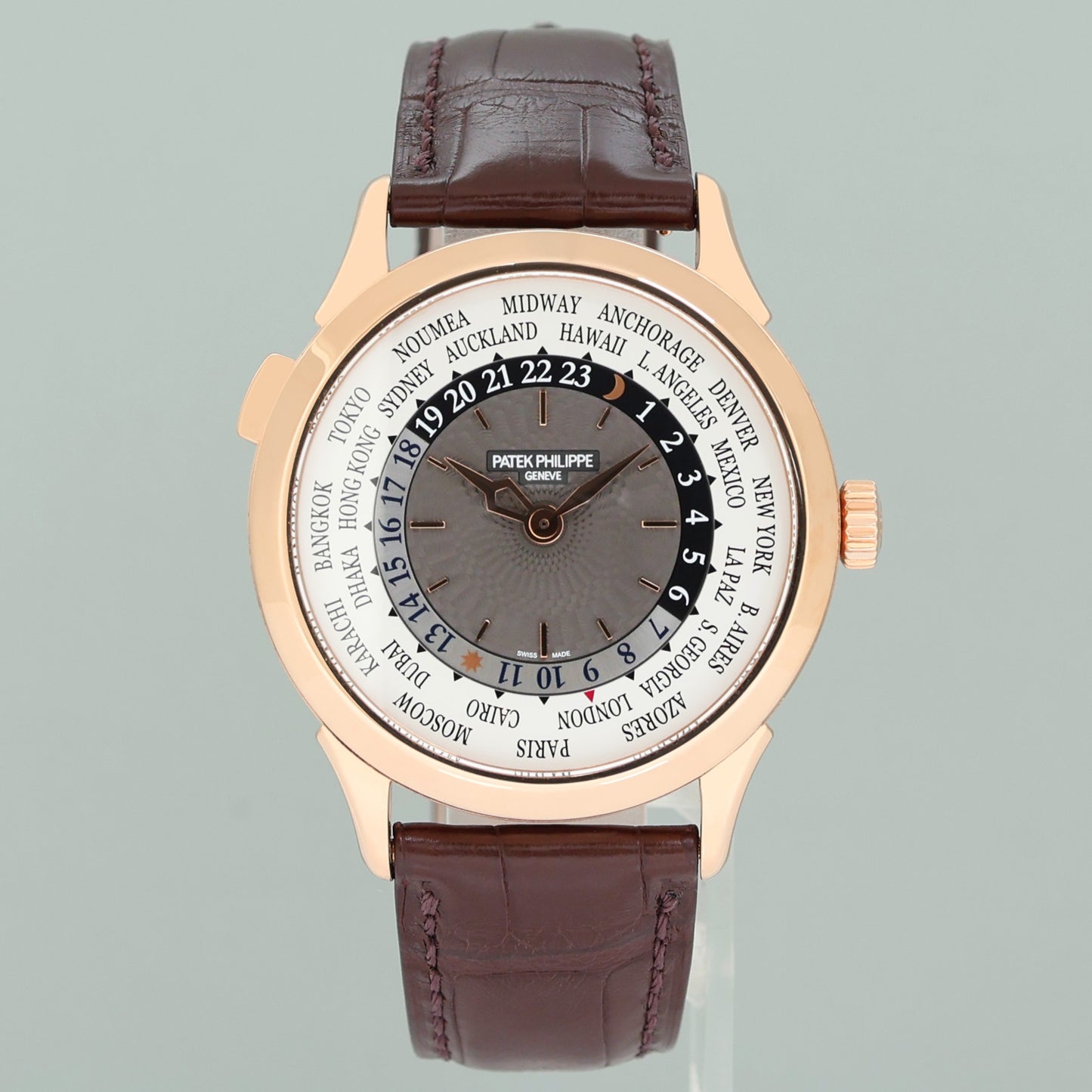 MINT Patek Philippe 5230r 39mm Rose Gold World Time Leather Band Watch Box