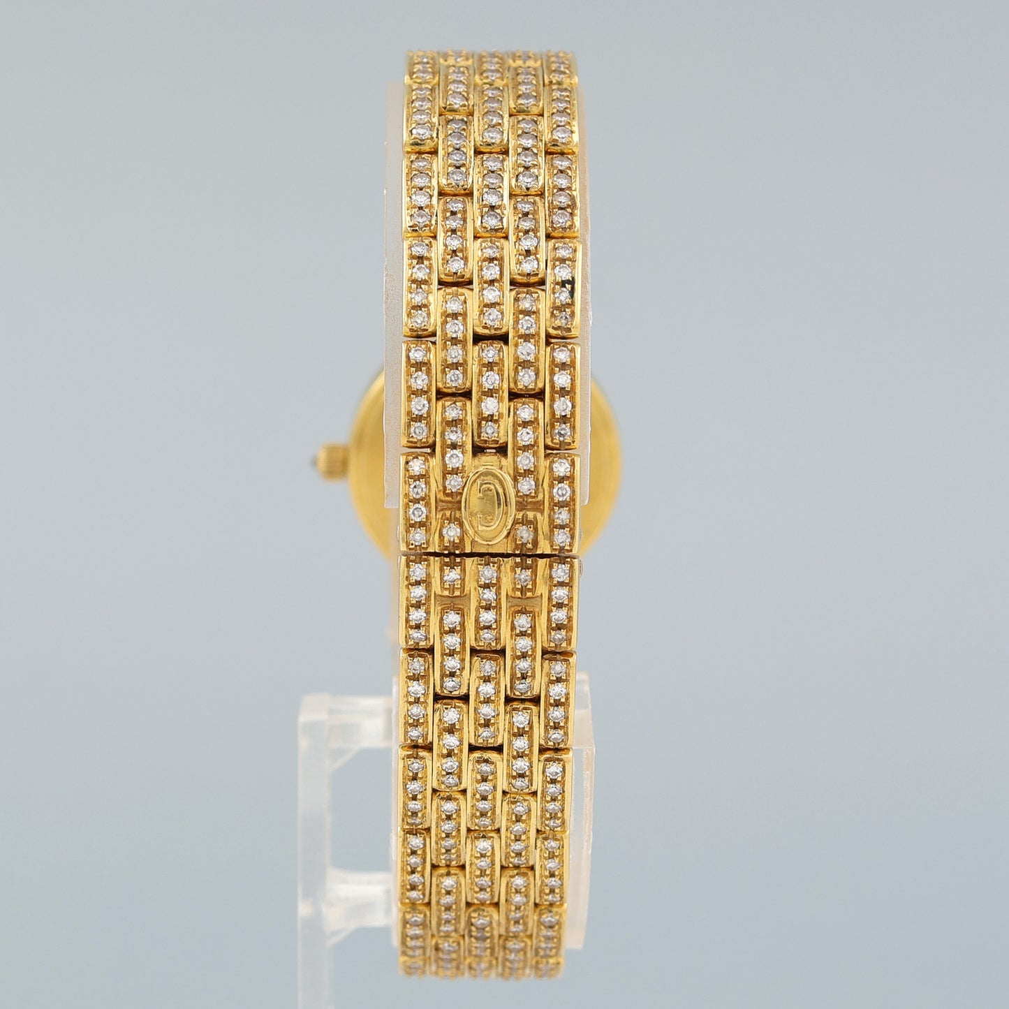 Ladies Concord 18k Yellow Gold 21mm 6.25ct Pave Diamond 59-62-264 Watch