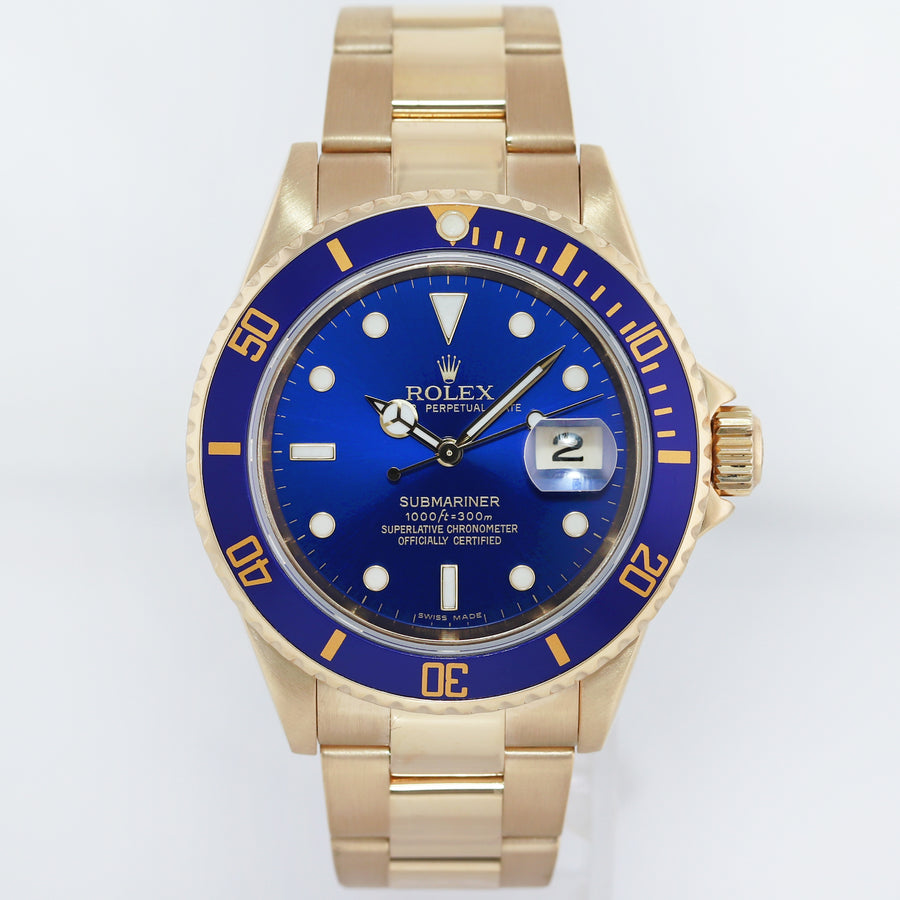 MINT 2005 Rolex 16618 Submariner Yellow Gold Sunburst Blue 40mm No Hole Case Watch