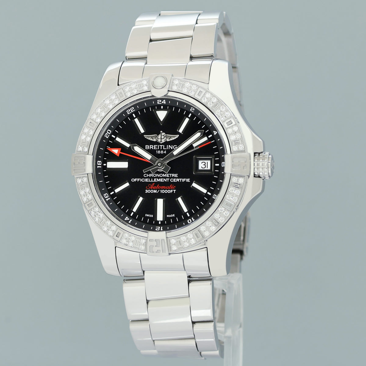 PAPERS MINT Breitling Avenger II GMT 43mm A3239053  Diamonds Black Dial Steel Watch