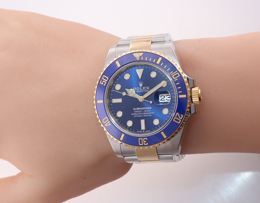 2023 MINT Rolex Submariner 126613LB Blue Two Tone Gold Steel 41mm Watch Box