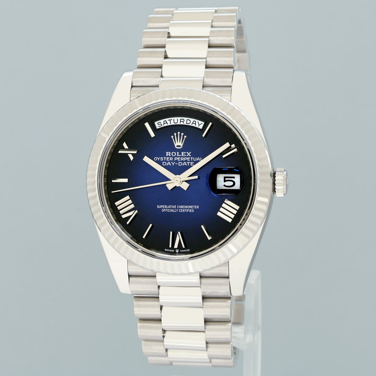 2026 RSC PAPERS MINT Rolex Day Date 40 White Gold Blue Ombre 228239 Watch Box