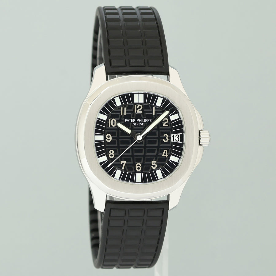 2006 PAPERS Patek Philippe Steel Aquanaut Black Rubber JUMBO 5065a-001 38mm Watch