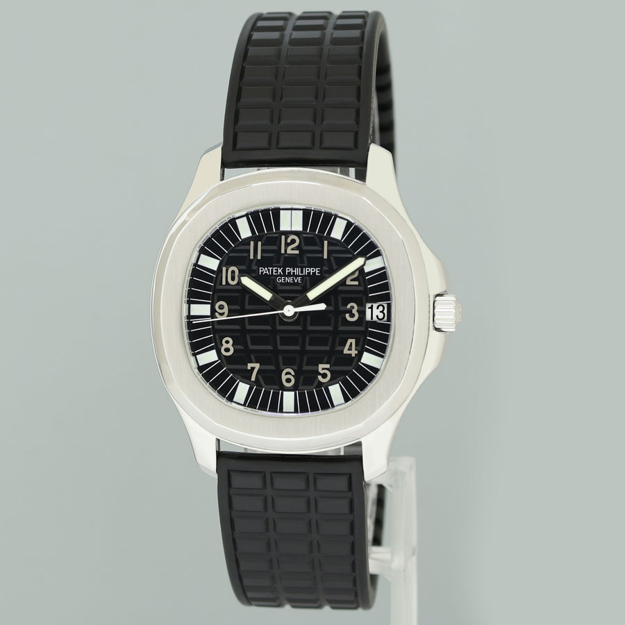 2006 PAPERS Patek Philippe Steel Aquanaut Black Rubber JUMBO 5065a-001 38mm Watch