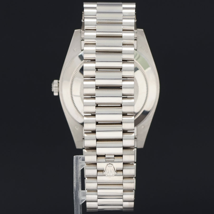 2024 NEW Rolex 40 White Gold President Day Date Blue Roman 228239 Watch Box
